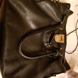 Gently used Black Large Hamilton MK Handbag